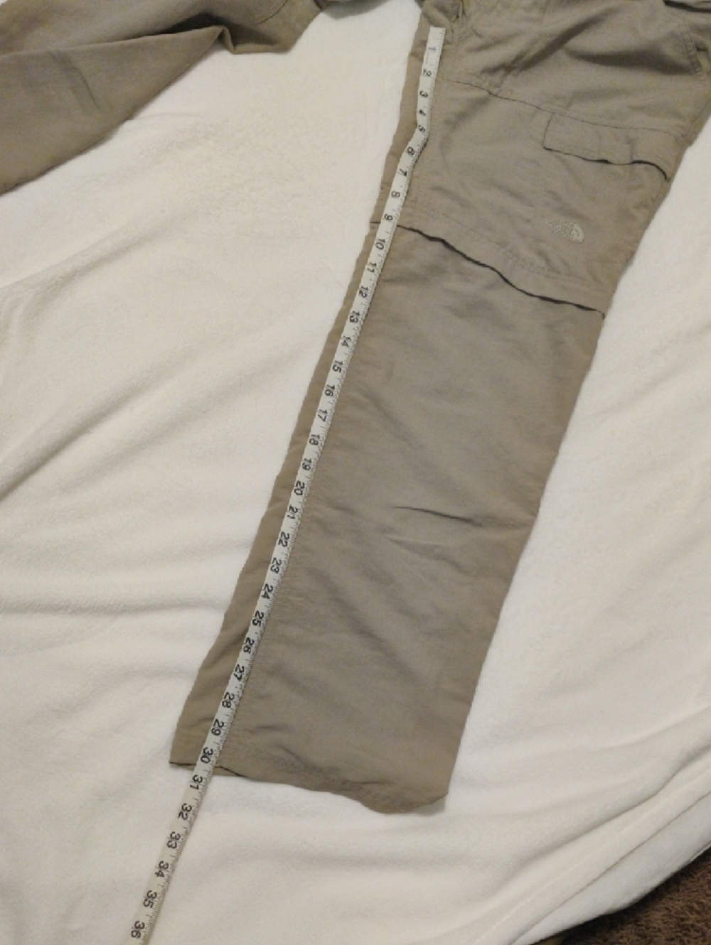 The North Face Embroidered Logo Jacket in Light Beige - Picture 5 of 16